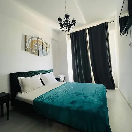 Family Apartment Near Palas Mall Iasi Exterior photo