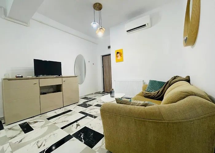 Family Apartment Near Palas Mall